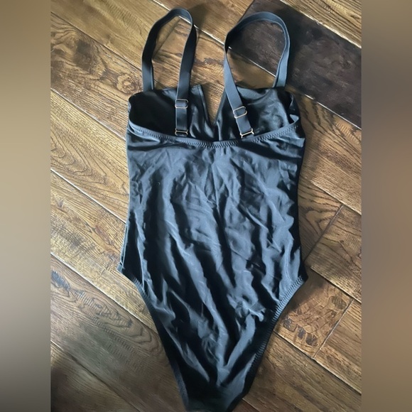 Black V Neck One Piece Swimsuit - Picture 3 of 4